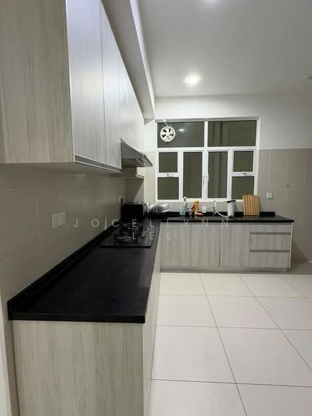 Condominium for Rent at E-Park Condominium - Jocellynn Lee - Kitchen - PropertyGuru.com.my