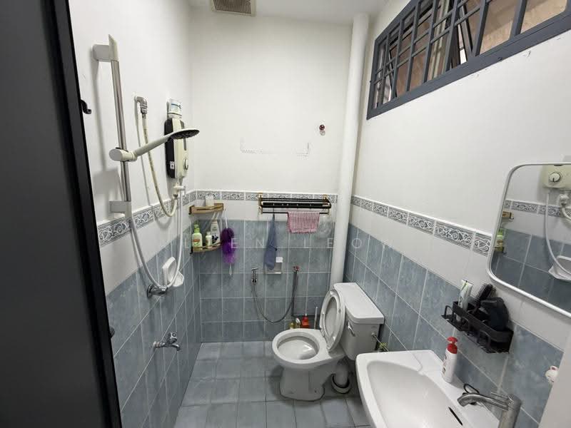 2-storey Terraced House for Rent in Mutiara Rini (Skudai) - Allen Leow - Bathroom - PropertyGuru.com.my