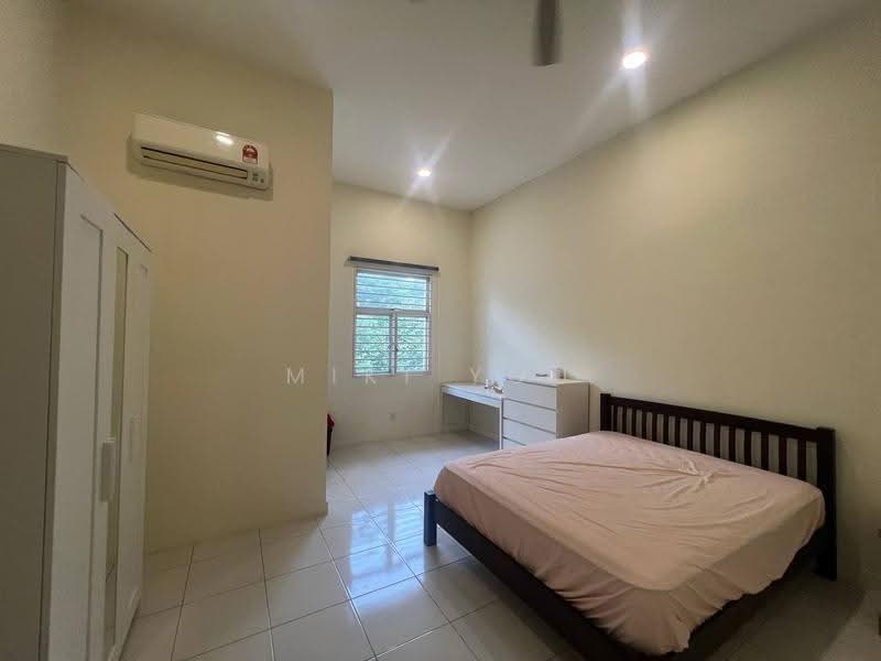 Rumah Teres 2-Tingkat untuk Dijual di Bandar Saujana Putra (Tanjong Duabelas) - Miki You - Bedroom - PropertyGuru.com.my