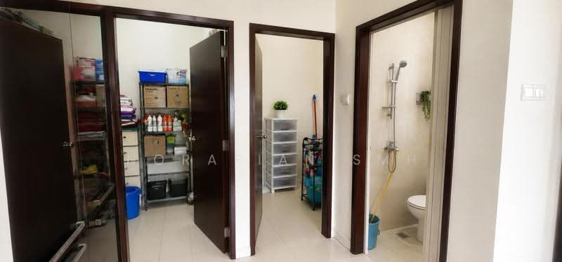 Rumah Banglo untuk Dijual di Bukit Mahkota (Bangi) - Norafian SMH - Bathroom - PropertyGuru.com.my