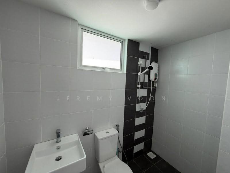 Apartment for Rent at Amber Height - Jeremy Voon - Bathroom - PropertyGuru.com.my