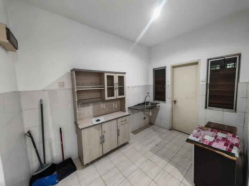 Service Residence for Rent at The Heron Residency - Jeanne Hor - Kitchen - PropertyGuru.com.my