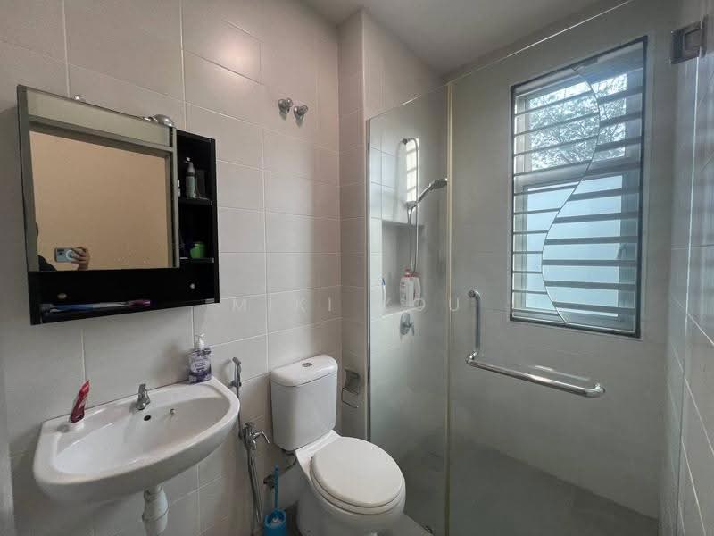 2-storey Terraced House for Sale in Bandar Saujana Putra (Tanjong Duabelas) - Miki You - Bathroom - PropertyGuru.com.my