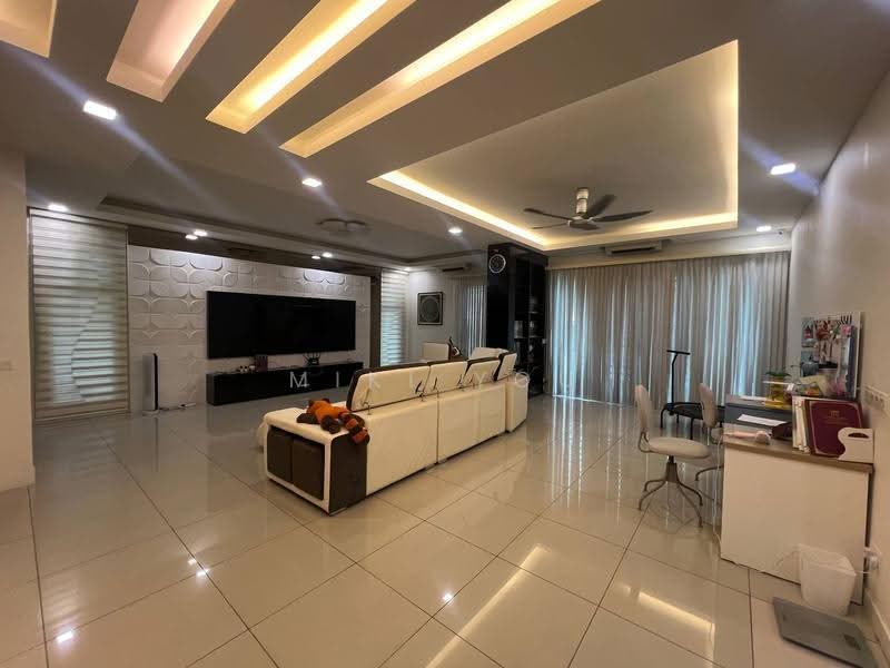 2-storey Terraced House for Sale in Bandar Saujana Putra (Tanjong Duabelas) - Miki You - Living Room - PropertyGuru.com.my