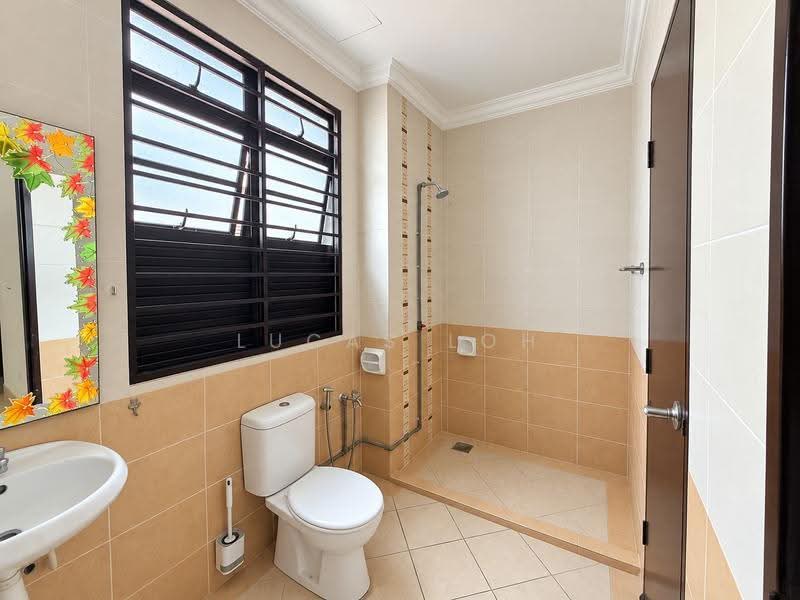 Rumah Teres 2-Tingkat untuk Dijual di Bandar Kinrara Seksyen 5 (Bandar Kinrara) - Lucas Loh - Bathroom - PropertyGuru.com.my