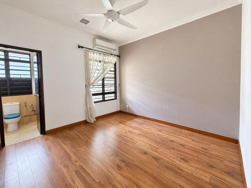 Rumah Teres 2-Tingkat untuk Dijual di Bandar Kinrara Seksyen 5 (Bandar Kinrara) - Lucas Loh - Bathroom - PropertyGuru.com.my