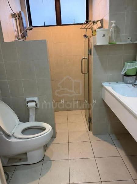 Kondominium untuk Disewa di Casa Tropicana - Ivan Tan - Bathroom - PropertyGuru.com.my