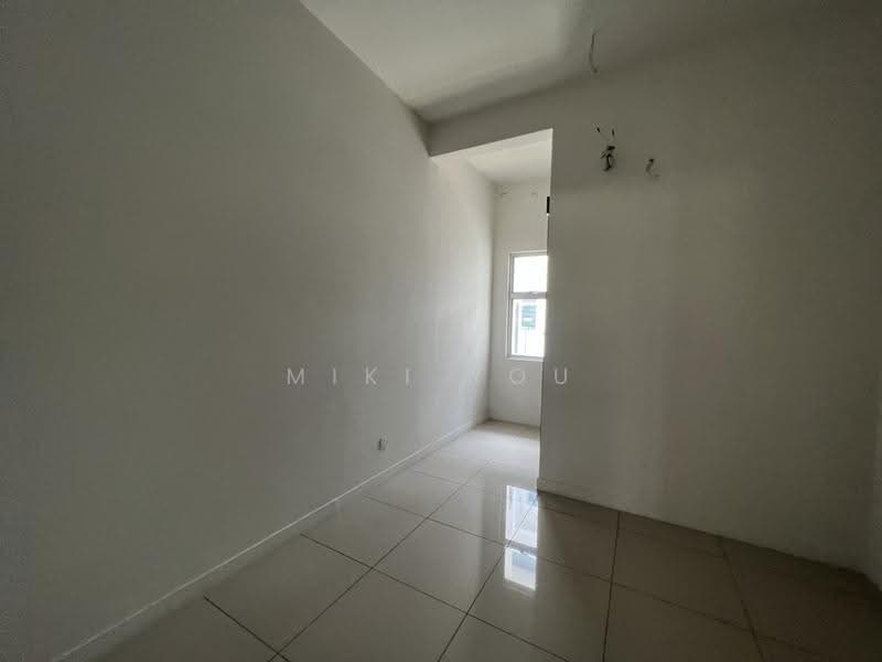 2-storey Terraced House for Sale in Bandar Saujana Putra (Tanjong Duabelas) - Miki You - PropertyGuru.com.my