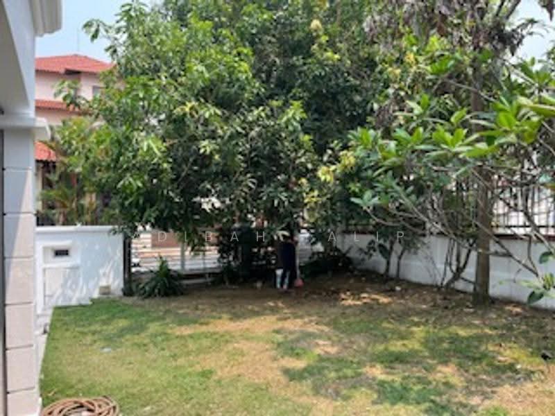 Rumah Berkembar untuk Dijual di Tropicana (Petaling Jaya) - Adibah Talip - Garden - PropertyGuru.com.my