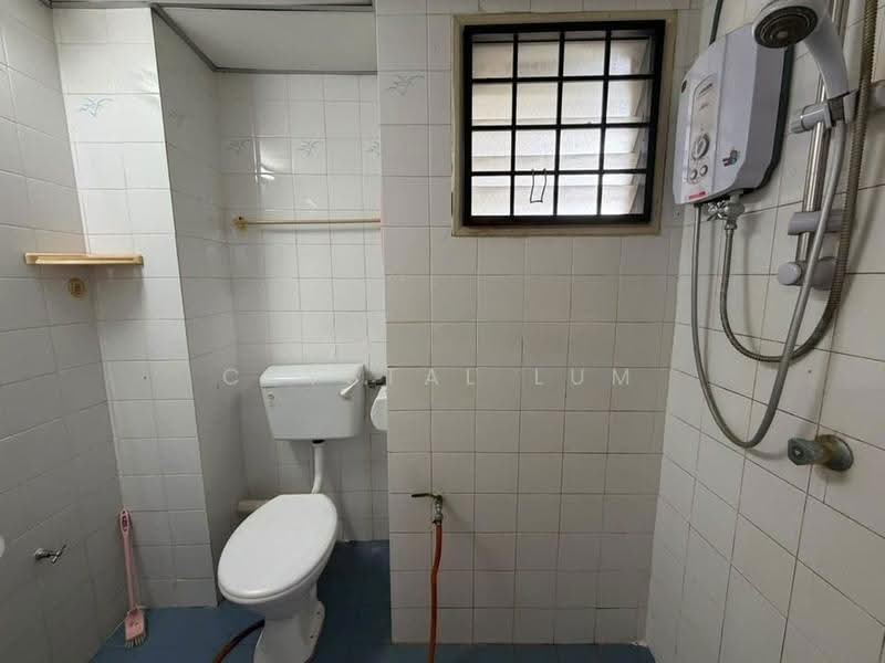 Pangsapuri untuk Disewa di Nova II - Crystal Lum - Bathroom - PropertyGuru.com.my
