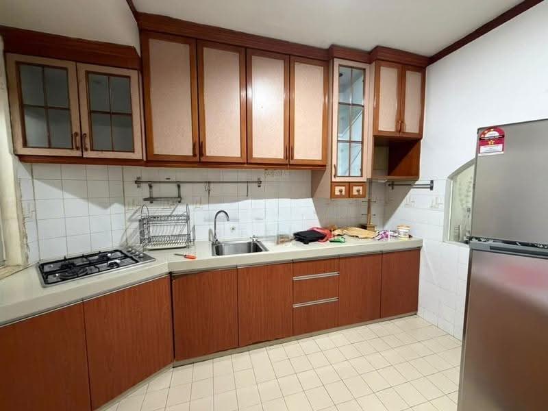 Pangsapuri untuk Disewa di Nova II - Crystal Lum - Kitchen - PropertyGuru.com.my