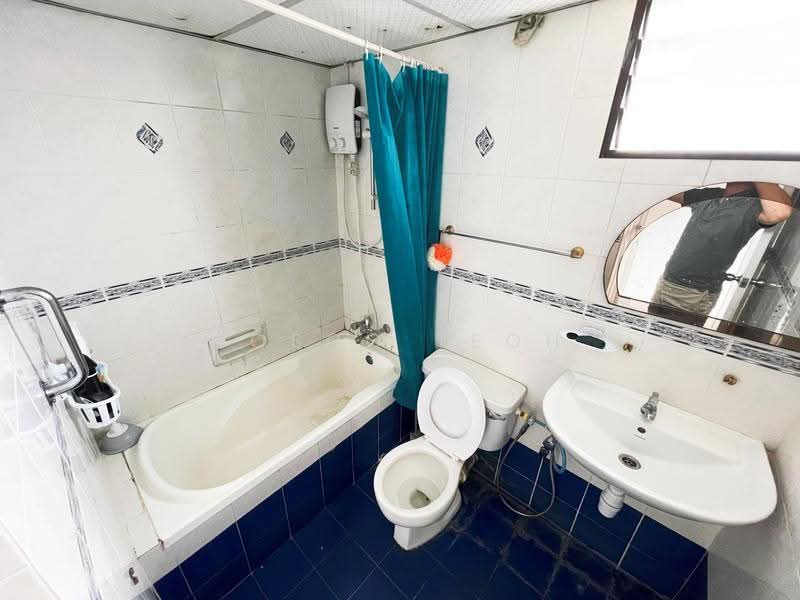 Condominium for Rent at E-Park Condominium - Bosco Teoh - Bathroom - PropertyGuru.com.my