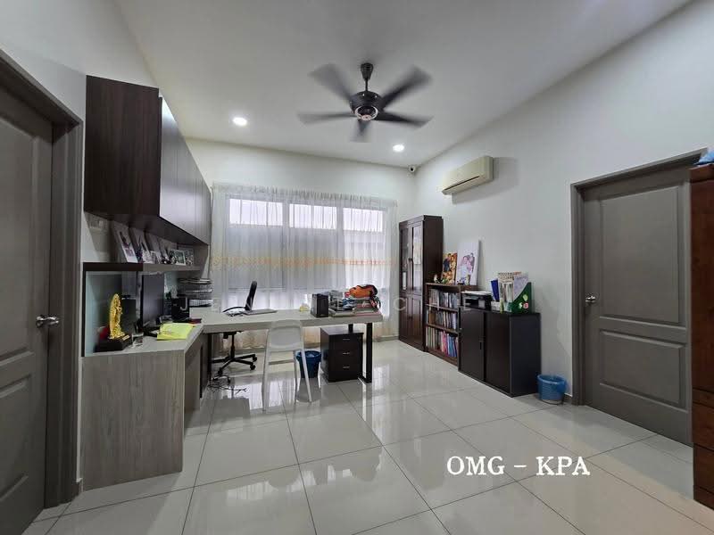 Semi-Detached House for Sale in Ambang Botanic (Klang) - Jennie Chew - Study - PropertyGuru.com.my