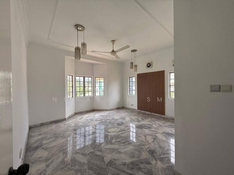 Bungalow House for Sale in Bandar Country Homes (Rawang) - Norafian SMH - PropertyGuru.com.my