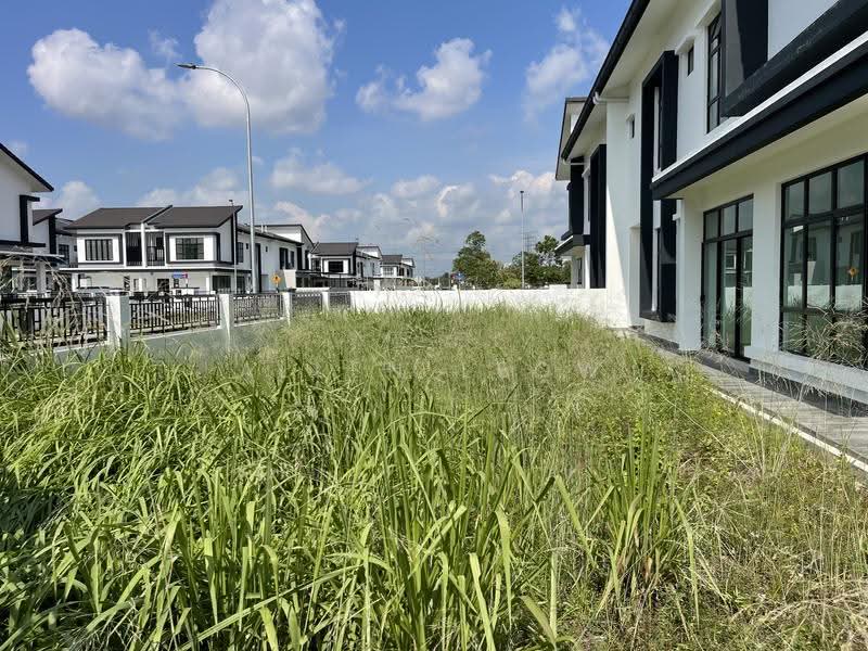 Rumah Kluster untuk Dijual di Iskandar Puteri (Nusajaya) (Johor) - Allen Leow - Exterior - PropertyGuru.com.my
