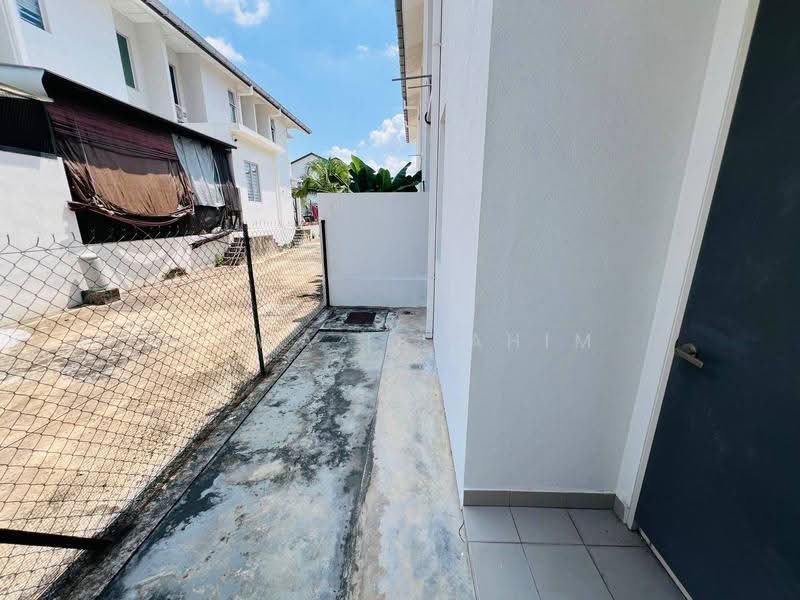 Rumah Teres untuk Dijual di Sepang (Selangor) - Hawa Ibrahim - Exterior - PropertyGuru.com.my