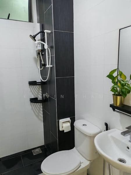Kediaman Servis untuk Disewa di Seasons Garden Residences - Kelvin Tham - Bathroom - PropertyGuru.com.my