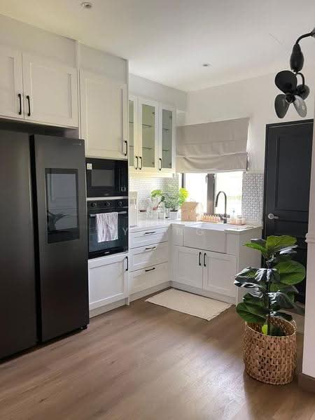 3-storey Terraced House for Sale in Sepang (Selangor) - KY Ang - Kitchen - PropertyGuru.com.my