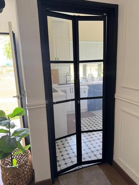 3-storey Terraced House for Sale in Sepang (Selangor) - KY Ang - Kitchen - PropertyGuru.com.my