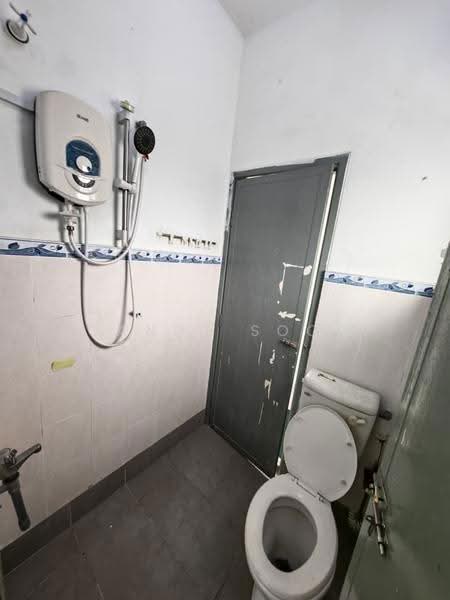 Terraced House for Sale in Kajang (Selangor) - Candy Soon - Bathroom - PropertyGuru.com.my