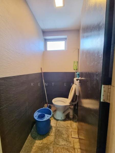 Condominium for Sale at The Tamarind - Kent Lau - Bathroom - PropertyGuru.com.my