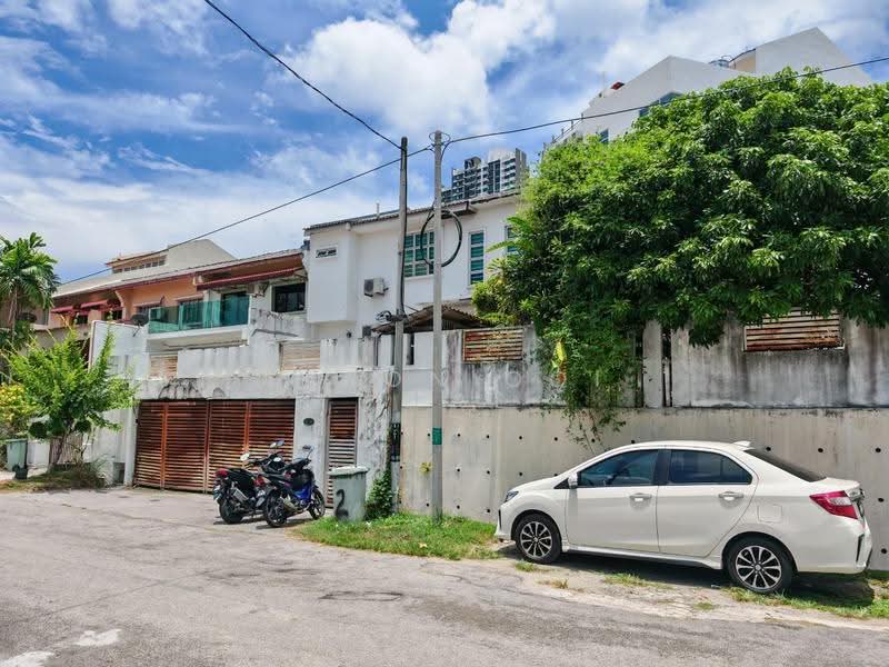 2-storey Terraced House for Sale in Gelugor (Penang) - Aaron Ooi - Exterior - PropertyGuru.com.my