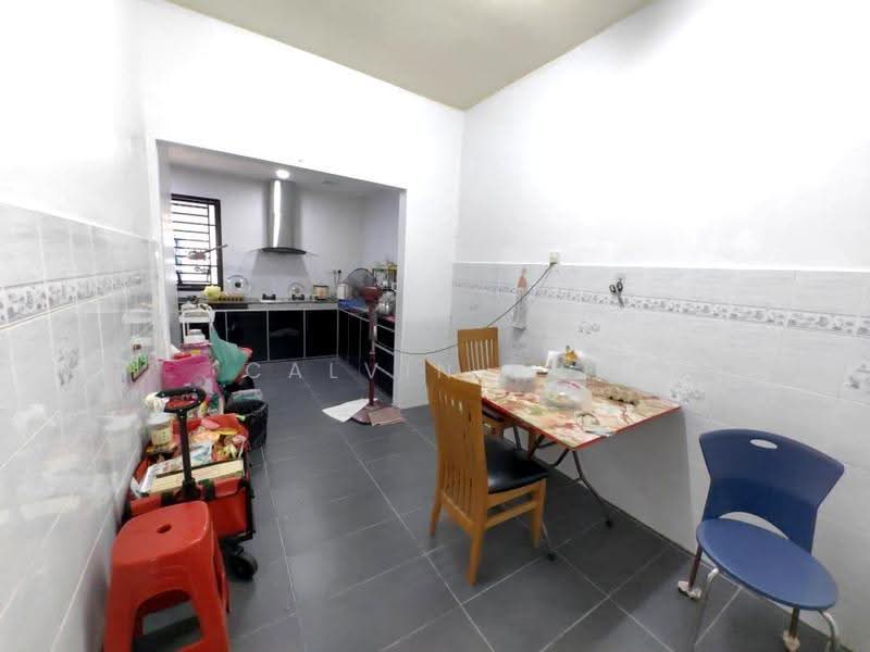 2-storey Terraced House for Sale in Bandar Putra Kulai (Kulai) - Calvin Lee - Kitchen - PropertyGuru.com.my