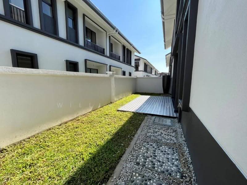 Rumah Berkembar untuk Dijual di Elmina (Shah Alam) - William Chua - Exterior - PropertyGuru.com.my