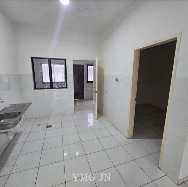 2-storey Terraced House for Rent in Setia Alam (Selangor) - Stella Tan - Kitchen - PropertyGuru.com.my
