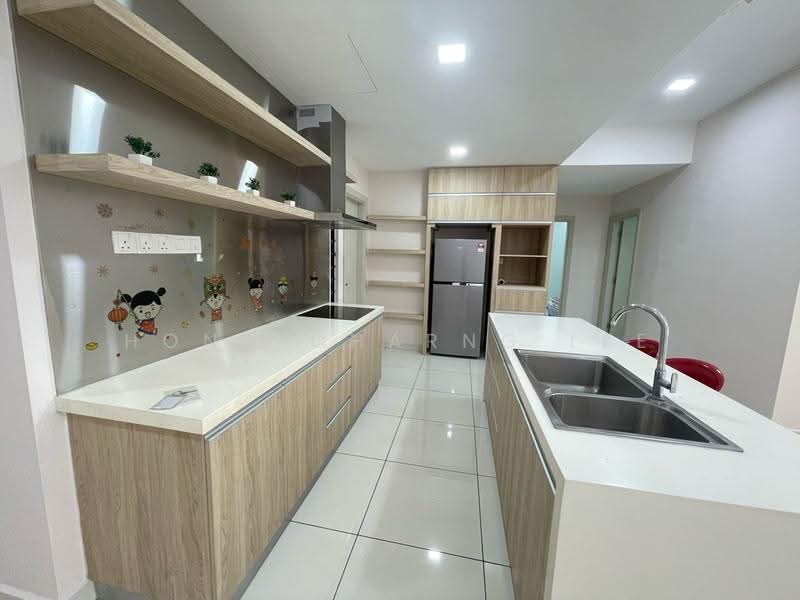 Service Residence for Rent at Southkey Mosaic - Hong Charng Lee - Kitchen - PropertyGuru.com.my