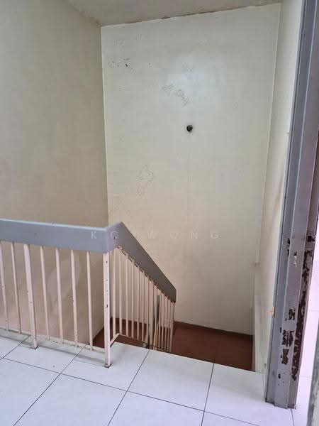 2-storey Terraced House for Sale in Taman Overseas Union (Taman Oug) (Jalan Klang Lama (Old Klang Road)) - KC Wong - Corridor - PropertyGuru.com.my