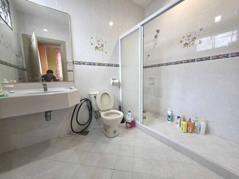 Semi-Detached House for Sale in Cheras (Selangor) - Ken Lew - Bathroom - PropertyGuru.com.my
