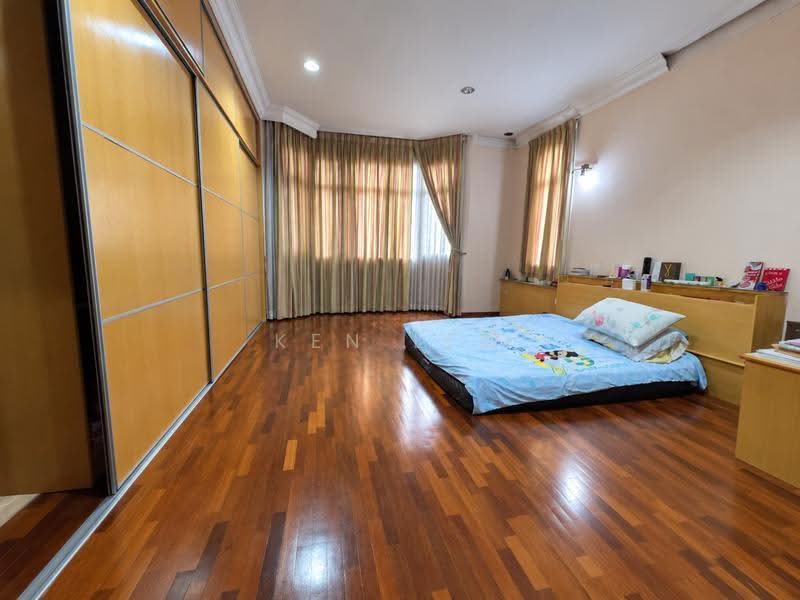 Semi-Detached House for Sale in Cheras (Selangor) - Ken Lew - Bedroom - PropertyGuru.com.my