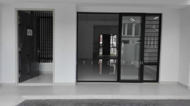 2-storey Terraced House for Sale in Elmina (Shah Alam) - Christine Tan - Entrance - PropertyGuru.com.my
