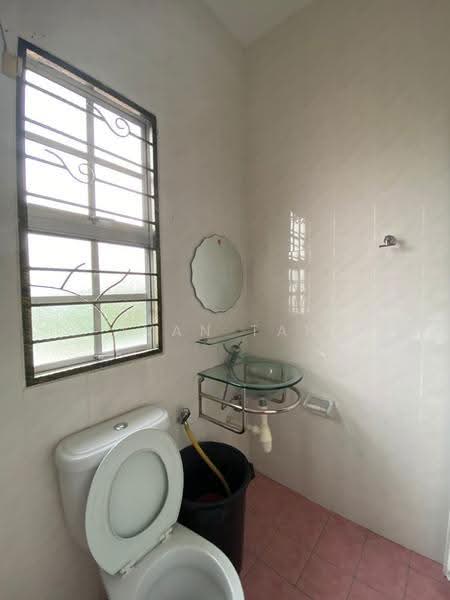 Terraced House for Sale in Taman Semenyih Mewah (Semenyih) - Ivan Tan - Bathroom - PropertyGuru.com.my