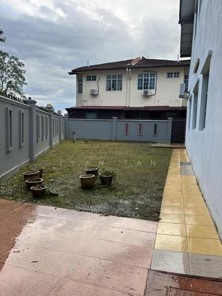 Terraced House for Sale in Taman Semenyih Mewah (Semenyih) - Ivan Tan - Exterior - PropertyGuru.com.my