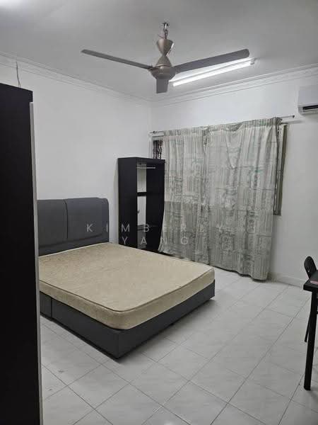 2-storey Terraced House for Sale in Taman Connaught (Cheras) - Kimberly Yang - Bedroom - PropertyGuru.com.my