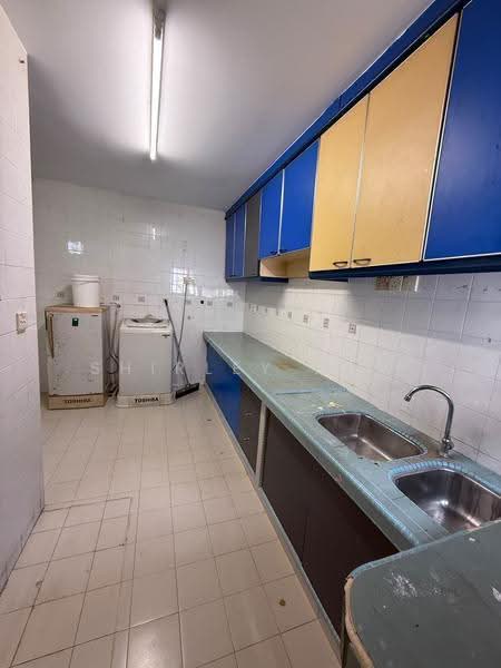 Rumah Teres 2-Tingkat untuk Disewa di Permas Jaya (Johor Bahru) - Shirley Haw - Kitchen - PropertyGuru.com.my