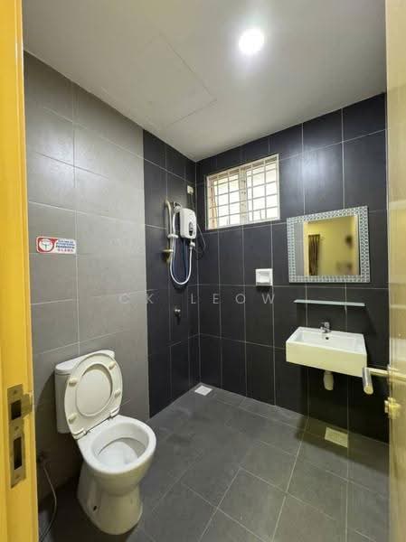 Service Residence for Rent at Skysuites @ Meldrum Hills - Ck Leow - Bathroom - PropertyGuru.com.my