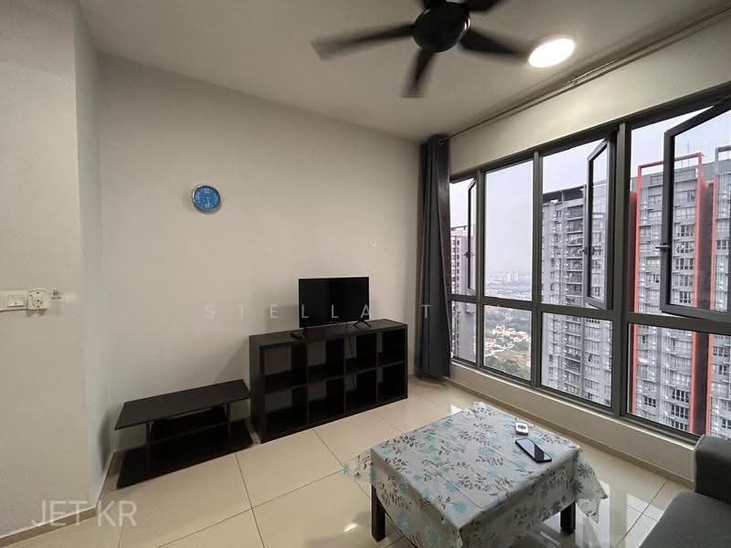 Kediaman Servis untuk Disewa di Gravit8, Klang - Stella Tan - Living Room - PropertyGuru.com.my