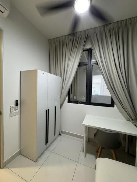 Kediaman Servis untuk Disewa di Far East - Azura Hariri - Bedroom - PropertyGuru.com.my