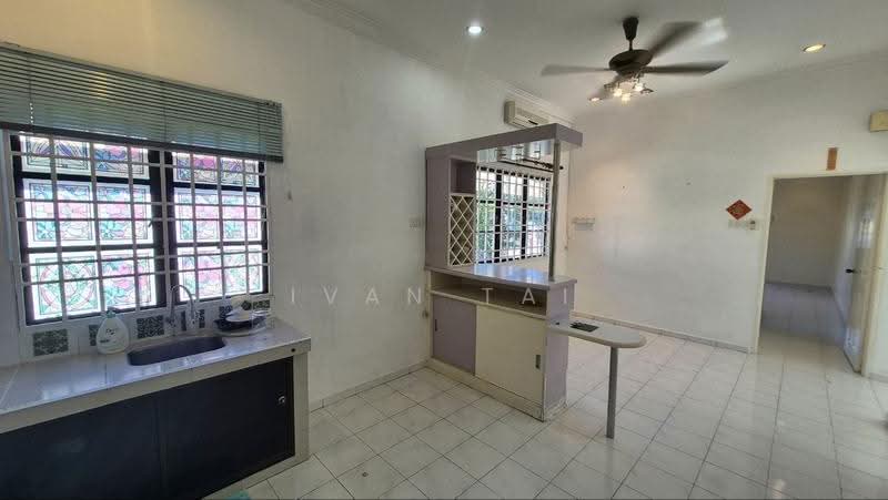 Bungalow House for Sale in Tambun (Tambun) - Ivan Tai - PropertyGuru.com.my