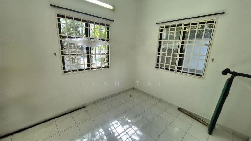 Bungalow House for Sale in Tambun (Tambun) - Ivan Tai - PropertyGuru.com.my
