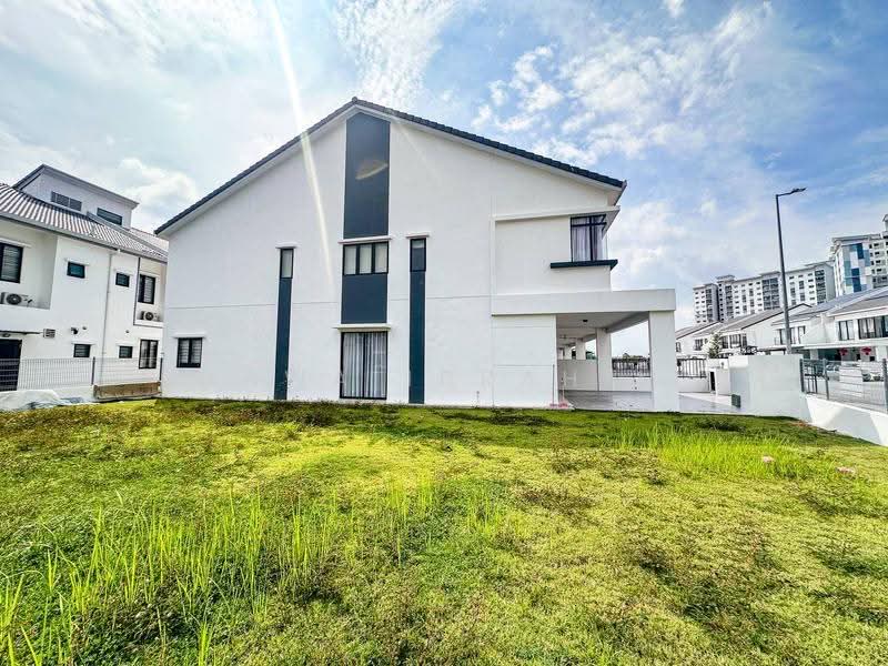 Rumah Teres 2-Tingkat untuk Dijual di Cyberjaya (Selangor) - Hawa Ibrahim - PropertyGuru.com.my