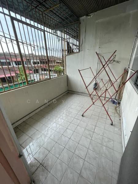 Rumah Teres untuk Dijual di Taman Kajang Perdana (Kajang) - Candy Soon - Balcony - PropertyGuru.com.my