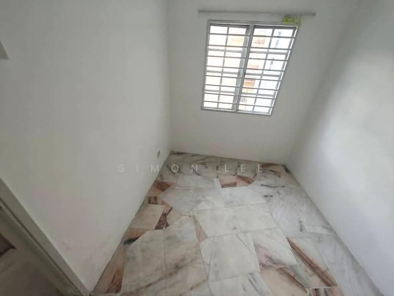 2-storey Terraced House for Sale in Bandar Putra Permai (Seri Kembangan) - Simon Lee - PropertyGuru.com.my