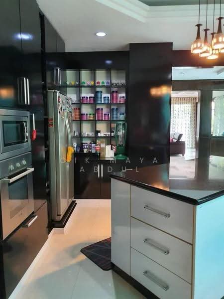 Rumah Teres 2.5-Tingkat untuk Dijual di Bukit Antarabangsa (Ulu Kelang) - Cik Maya Abdul - Kitchen - PropertyGuru.com.my