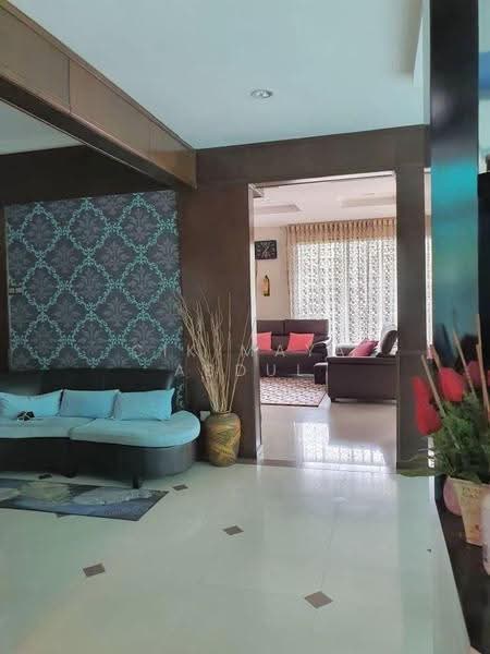 Rumah Teres 2.5-Tingkat untuk Dijual di Bukit Antarabangsa (Ulu Kelang) - Cik Maya Abdul - Living Room - PropertyGuru.com.my