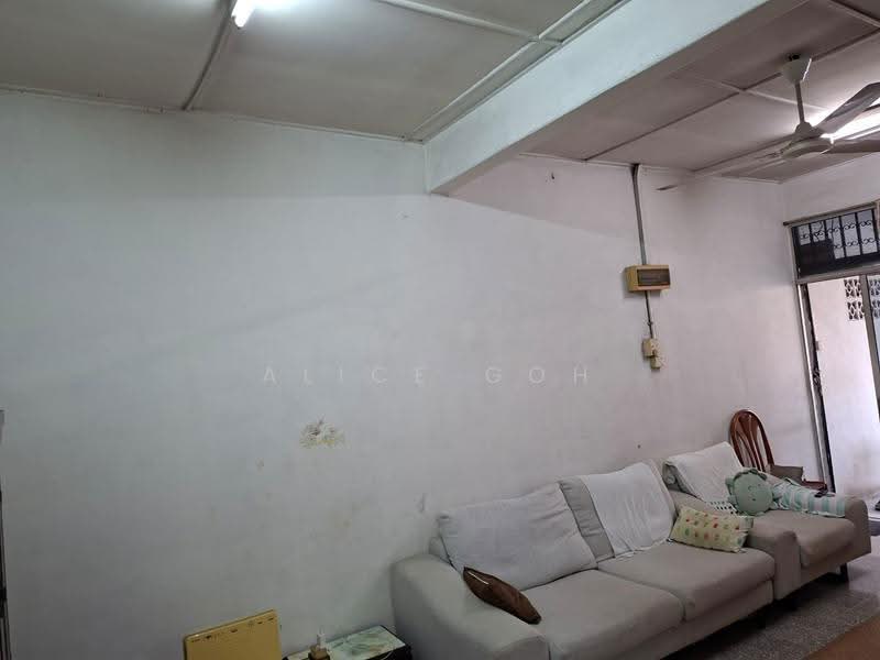 Rumah Teres 1-Tingkat untuk Dijual di Petaling Jaya (Selangor) - Alice Goh - Living Room - PropertyGuru.com.my