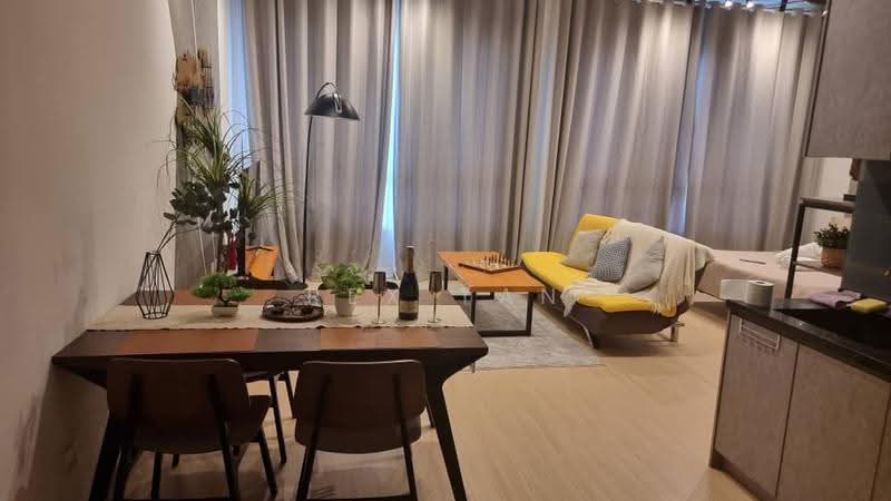 Kondominium untuk Disewa di Trinity Pentamont - Rex Tan - Living Room - PropertyGuru.com.my